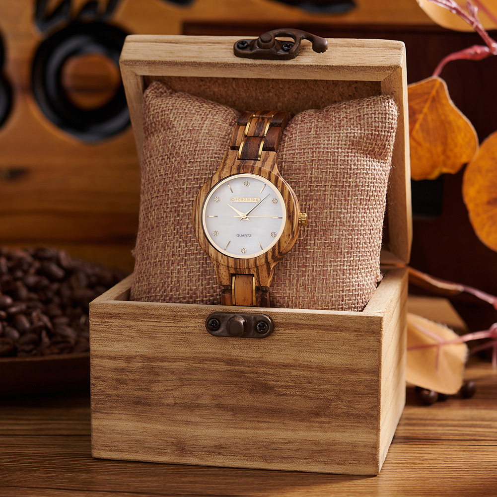 Simple Stylish And Trendy Quartz Watch - Image 2